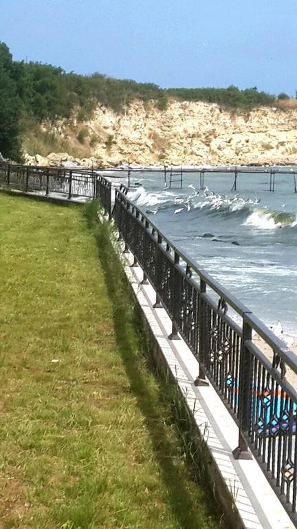 Akrotiriya Sea View Apartment Несебър Екстериор снимка